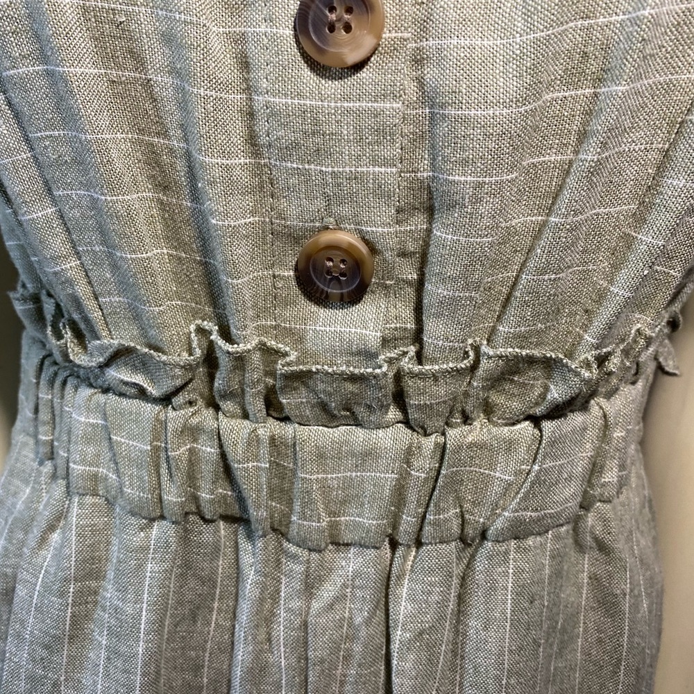 Romeo & Juliet Couture Jumpsuit - Picture 3 of 16